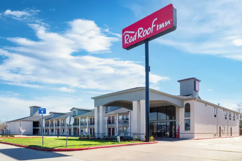Red Roof Inn Stafford, TX - Image 1