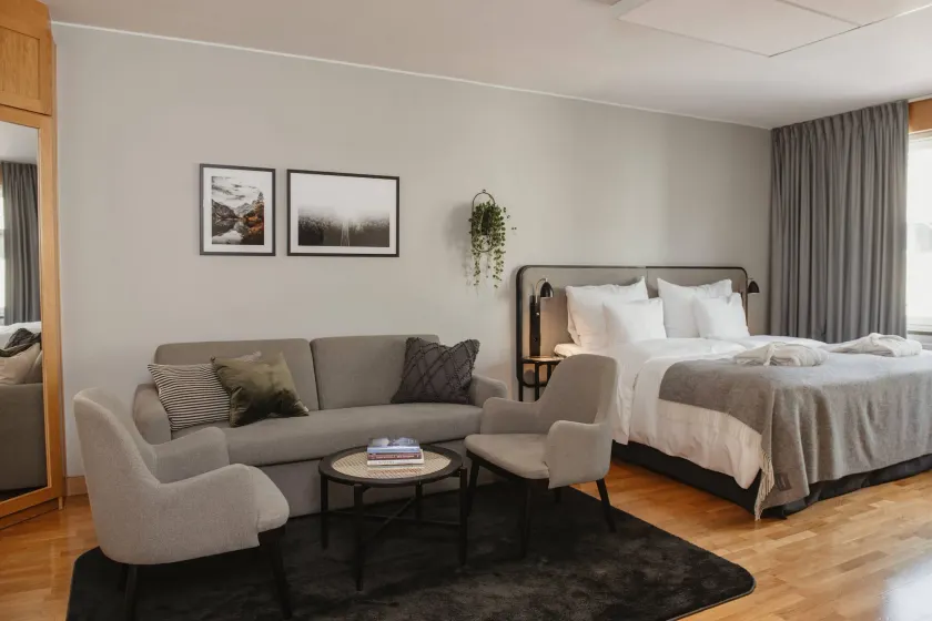 Home Hotel Etage - Image 1