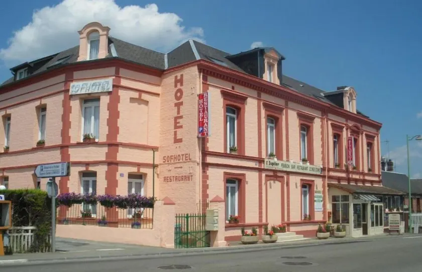 Logis - Hôtel et Restaurant Le Sofhotel - Image 1
