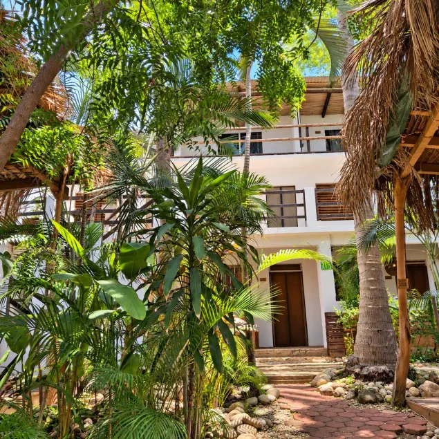 El Eden Escondido - Image 1