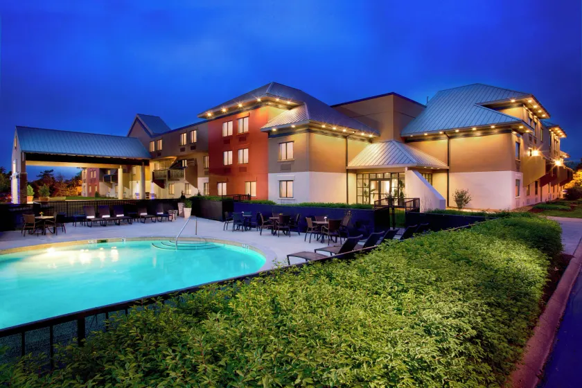 Holiday Inn Express Nashville Airport by IHG - Image 1