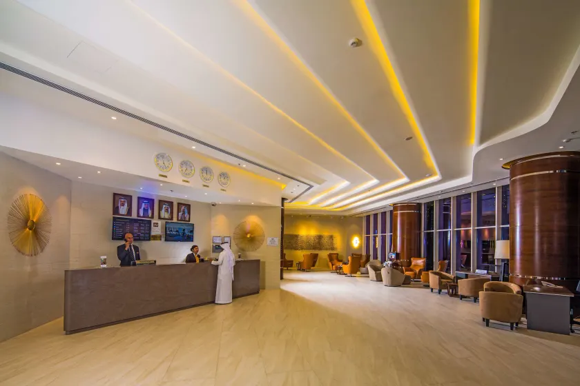 Arch Hotel - Image 1