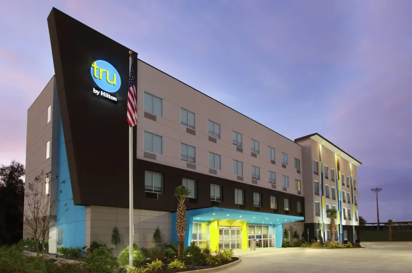 Tru by Hilton Mobile - Image 1