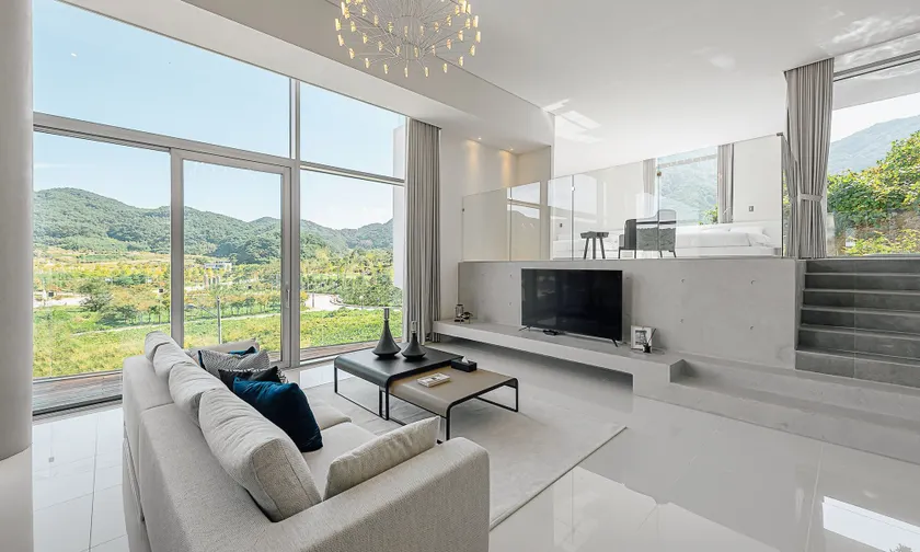 Ely Stay Jeongeup - Image 1