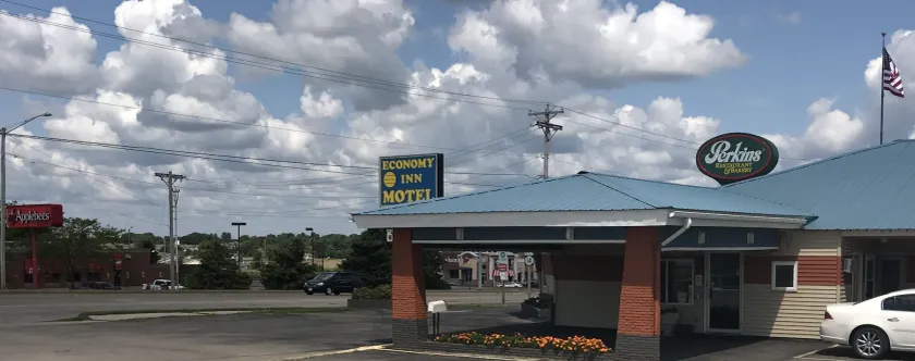 Economy Inn Motel - Image 1