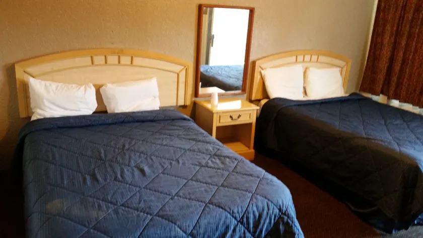 Casa Linda Motel - Image 1