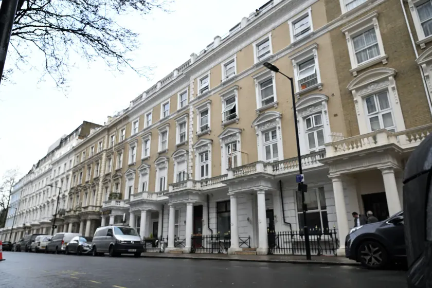Apollo Hotel London Near Hyde Park and Paddington Station - Image 1