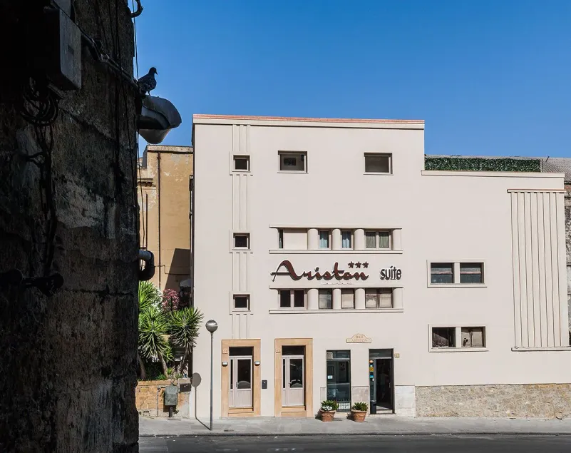 Ariston Suite - Image 1