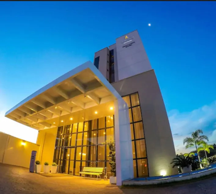 Nobile Suites Gran Lumni - Image 1