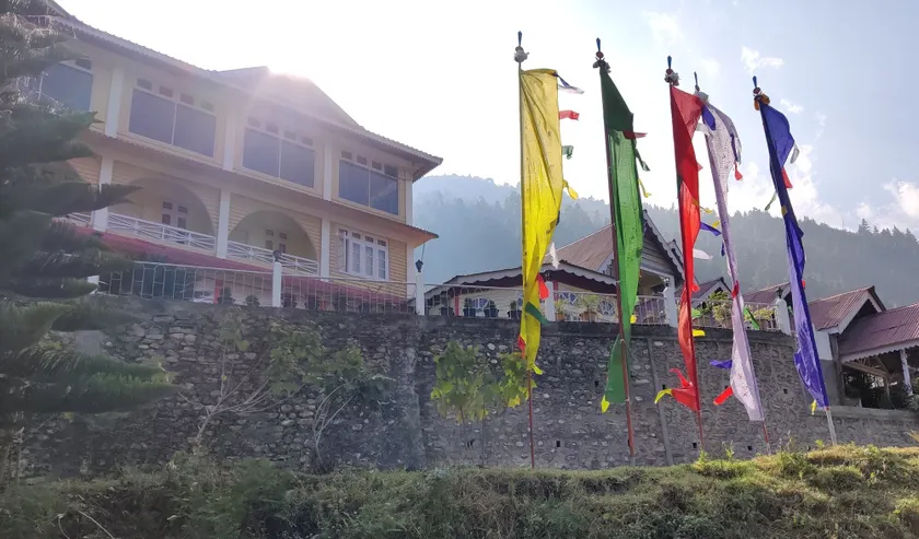 Pemaling Lords Inn Dirang - Image 1