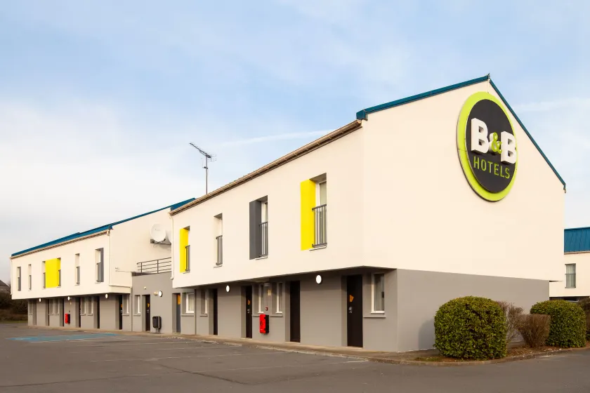 B&B Hôtel SAINT-WITZ - Image 1