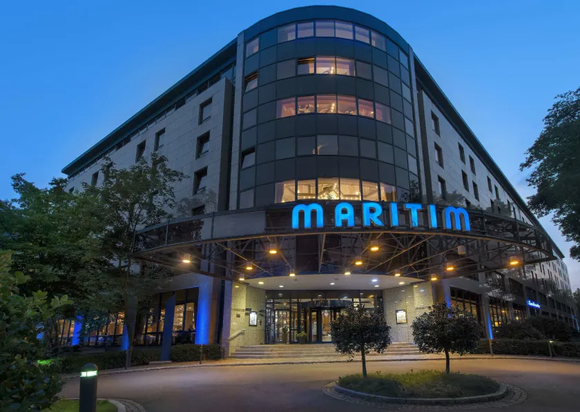 Maritim Hotel Bremen - Image 1