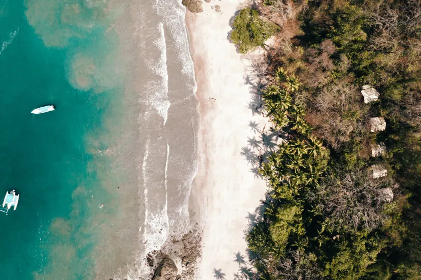 Los Vivos Beachfront Experience - Image 1