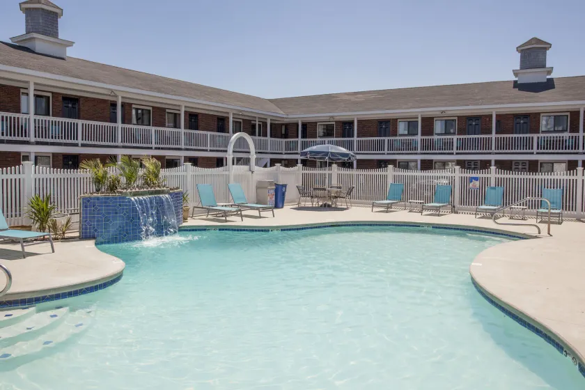 Sands by the Sea Motel - Image 1