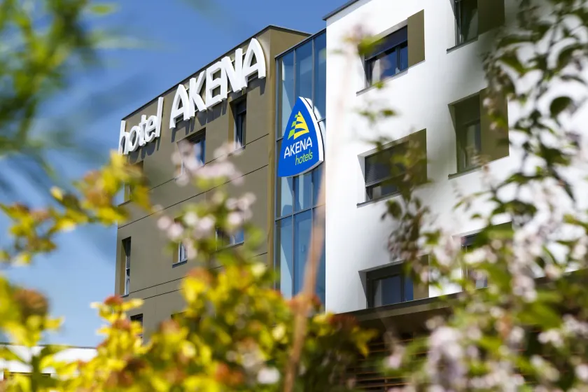 Hôtel Akena Reims Bezannes - Image 1