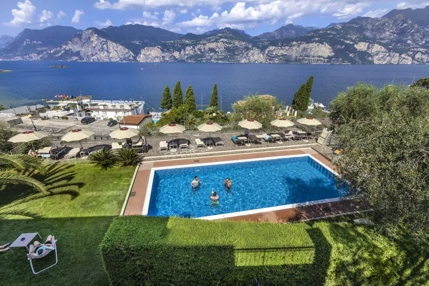 Hotel Capri - Image 1