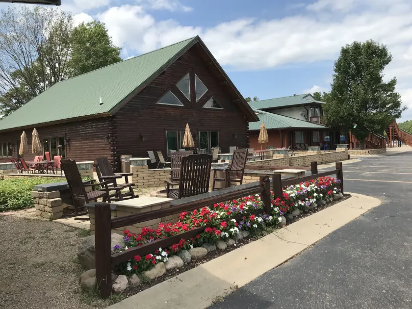 The Inn At Gull Lake - Image 1