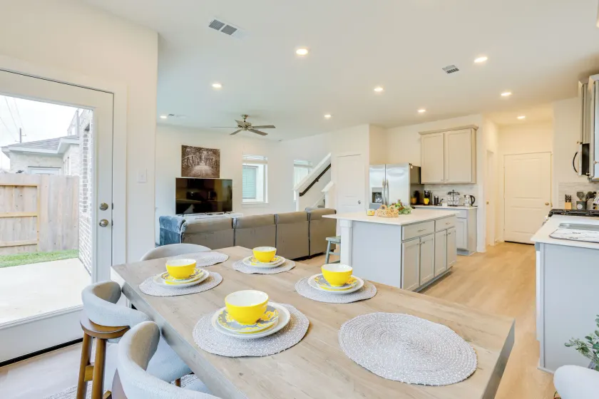 Family-friendly Home w/ Yard in Hockley! - Image 1