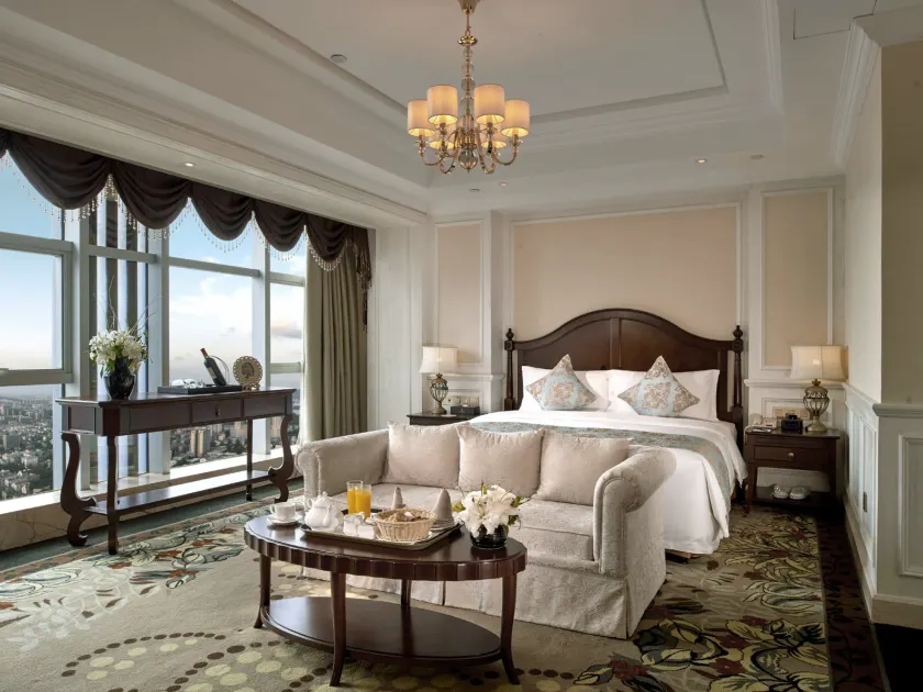 Yinxin Century Hotel - Image 1