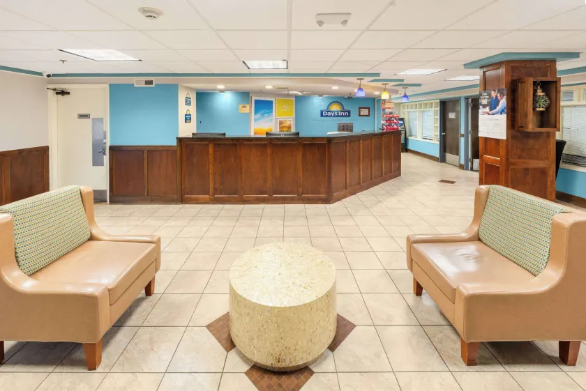 Days Inn by Wyndham Raleigh-Airport-Research Triangle Park - Image 1
