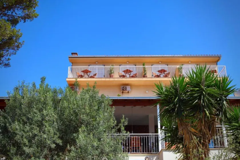 Plava Laguna - Image 1