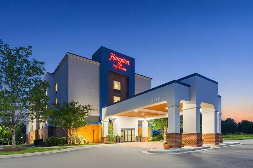 Hampton Inn Farmville, VA - Image 1
