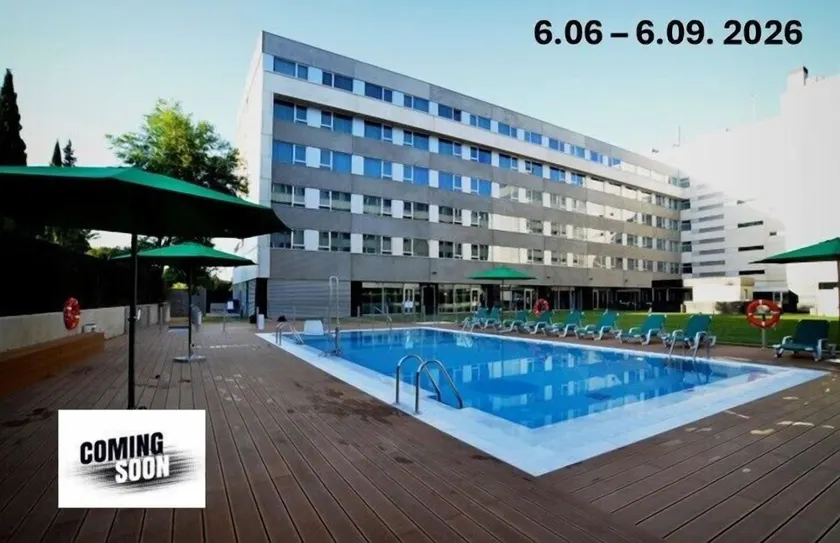 Axor Feria Hotel - Image 1