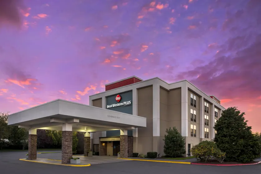 Best Western Plus Bellingham - Image 1