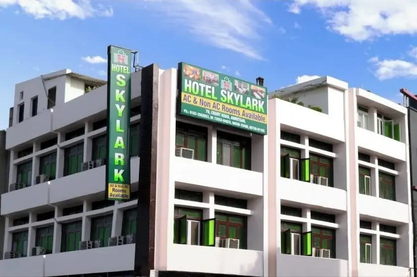 Hotel Skylark Amritsar  - Image 1