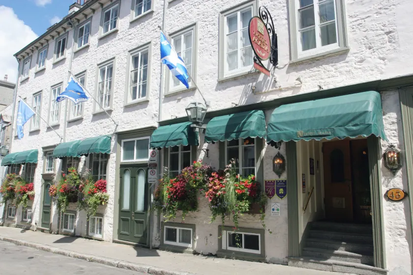 Hotel Acadia - Image 1