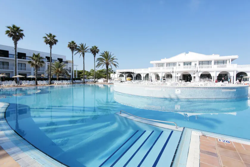Grupotel Mar de Menorca - Image 1