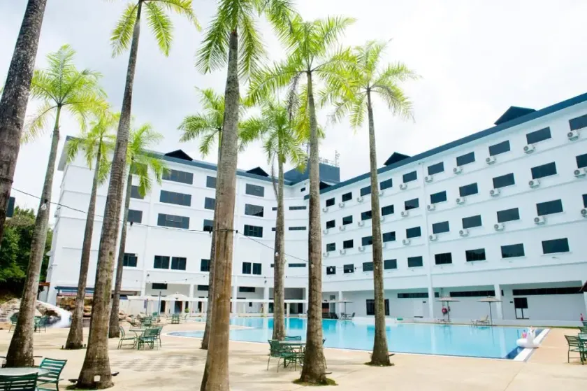 SWISS AVENUE HOTEL - Image 1