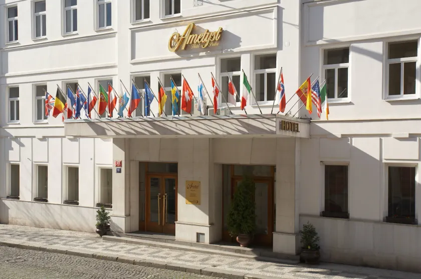 Ametyst Hotel Praha - Image 1
