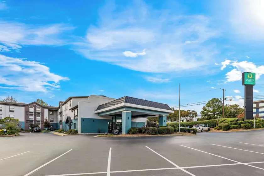 Quality Inn Marietta near Dobbins ARB - Image 1
