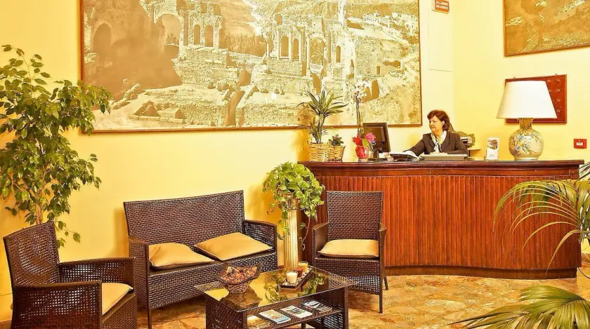 Jonic Hotel Mazzarò - Réception
