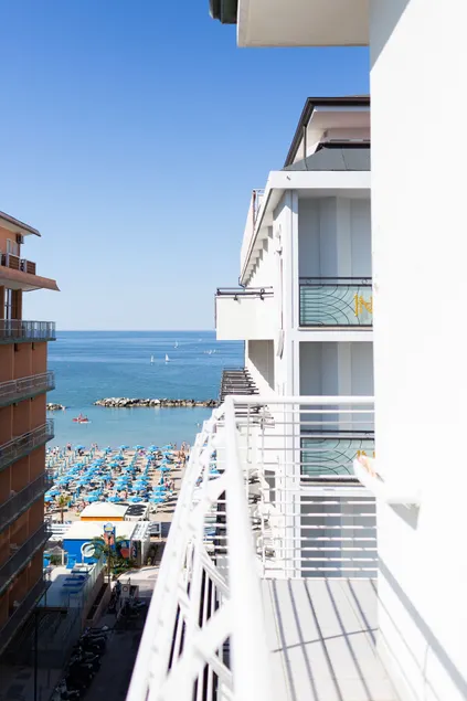 Hotel Universal - Image 1