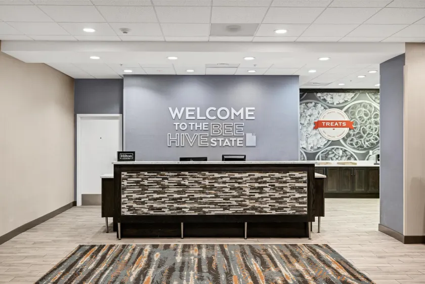 Hampton Inn & Suites Logan - Image 1