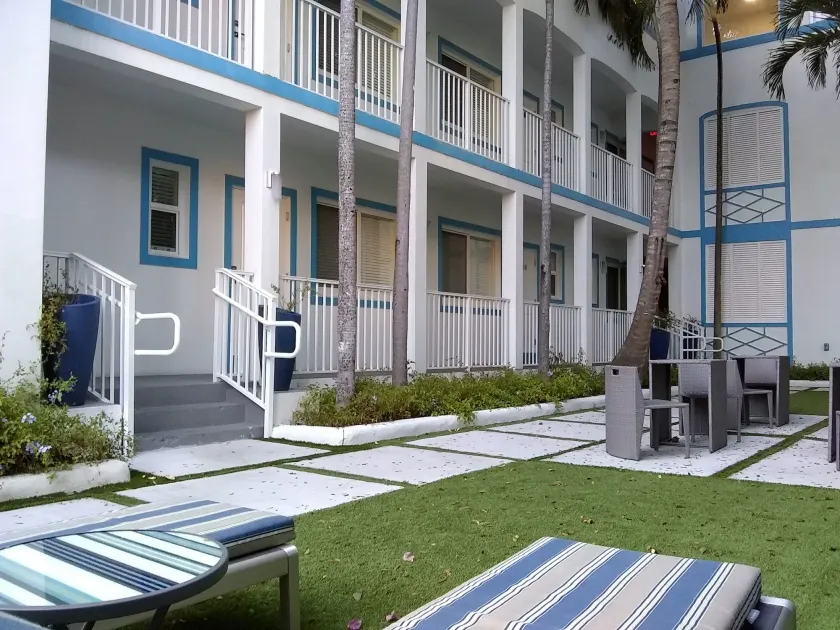 Studio Apartment Biscayne Blvd Miami - Image 1