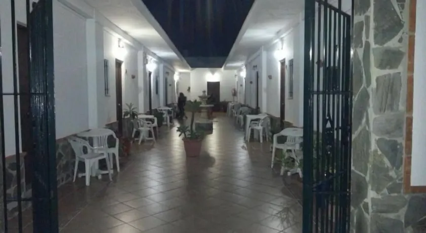 Hostal El Canario - Image 1