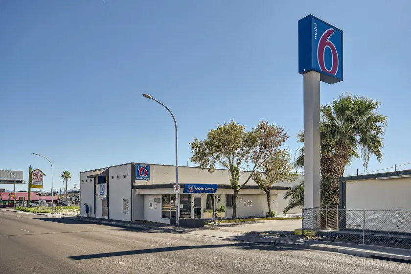 Motel 6 Las Vegas NV Downtown Fremont St - Image 1