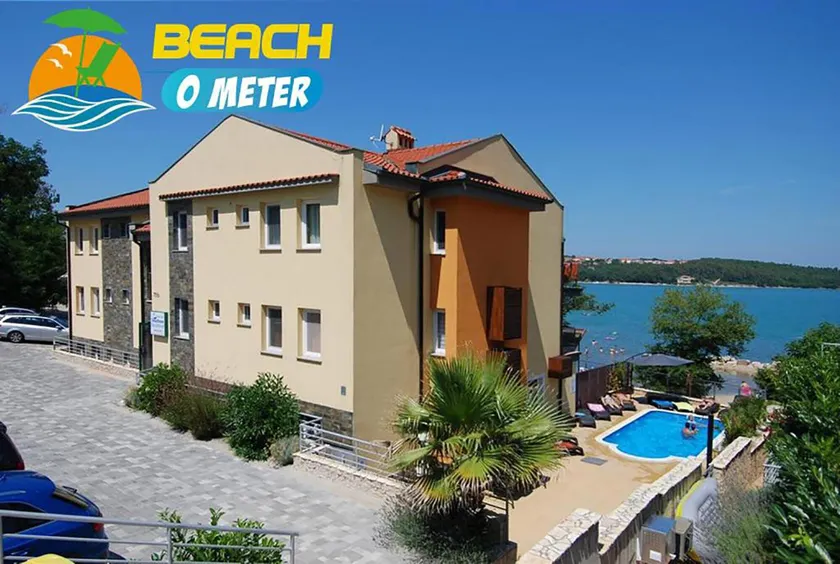 Soline Bay Seashore Residence - Image 1