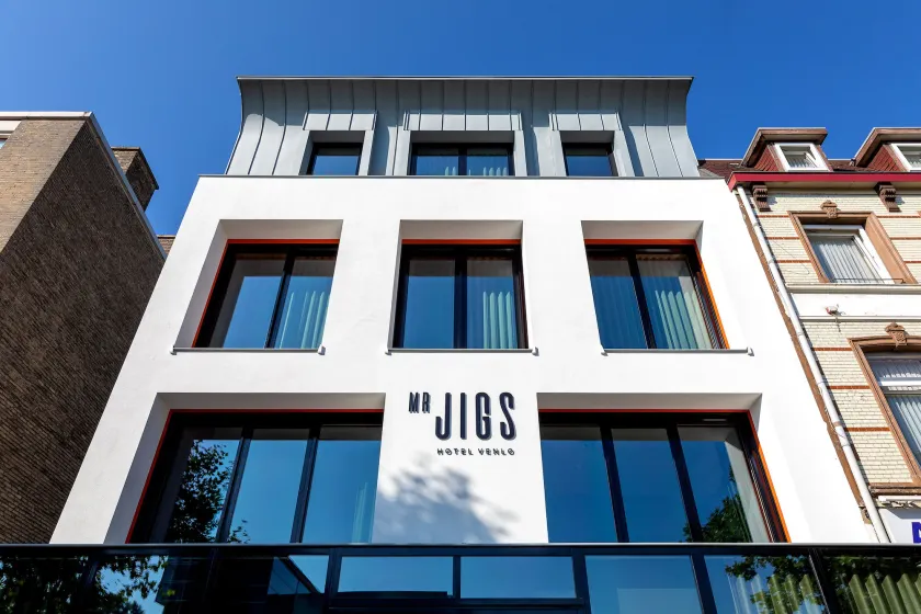 Mr Jigs - Image 1