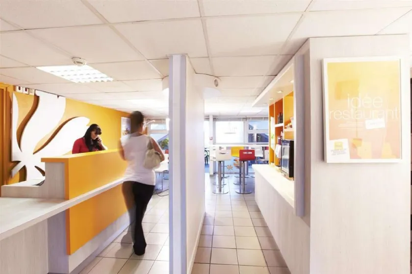 Première Classe Valence Sud - Hall