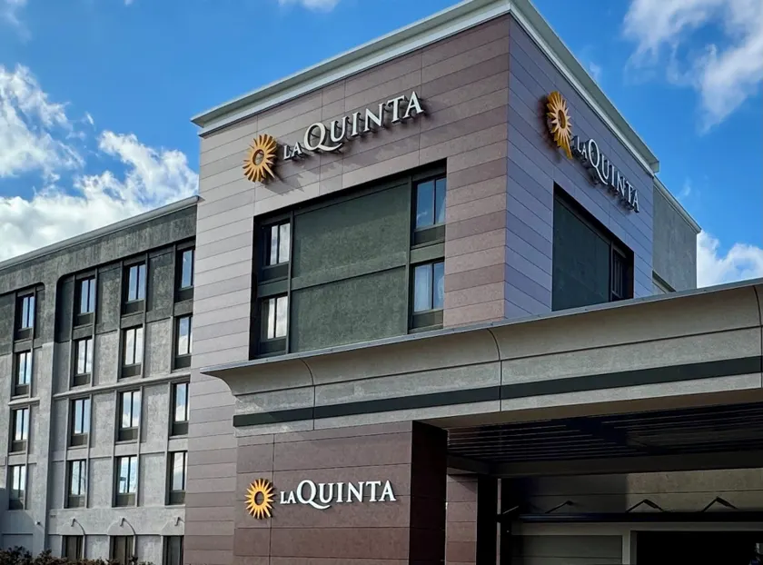 La Quinta Inn by Wyndham Columbia SE Fort Jackson - Image 1