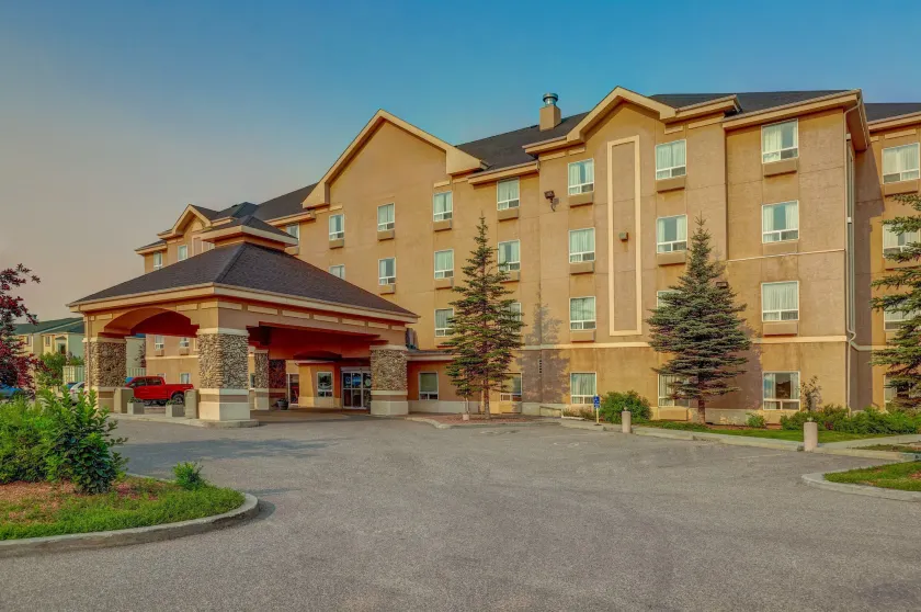 Prairie Crest Red Deer - Image 1