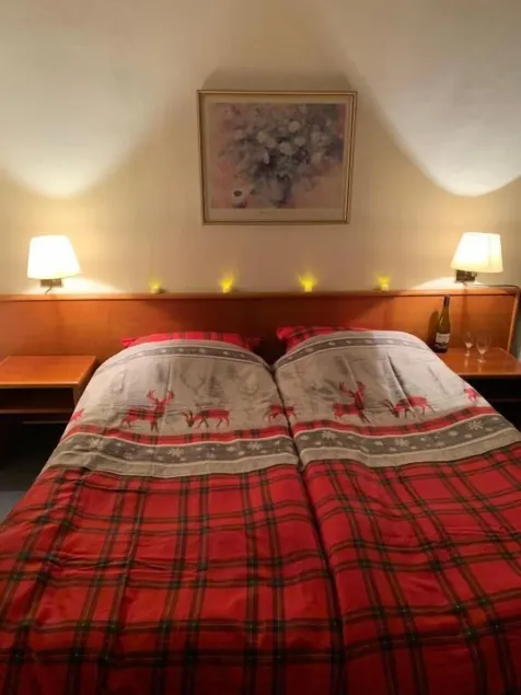 Waldhof zu Grillenburg im Tharandter Wald am See - Quarto