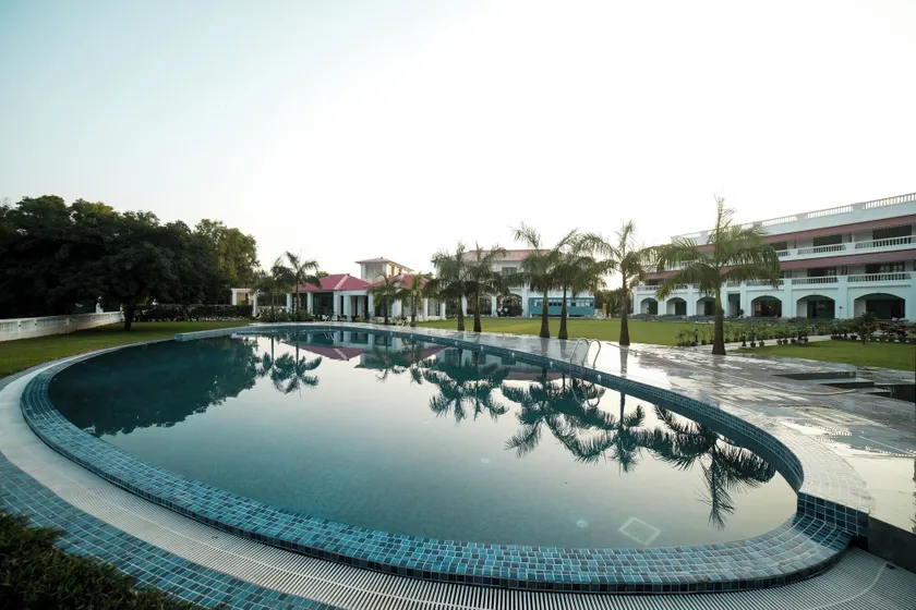 Resort Titli - Image 1