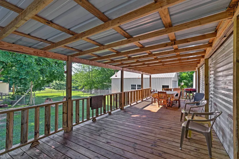 Waterloo Home with Fire Pit - 1/2 Mi to Boat Ramp! - Image 1