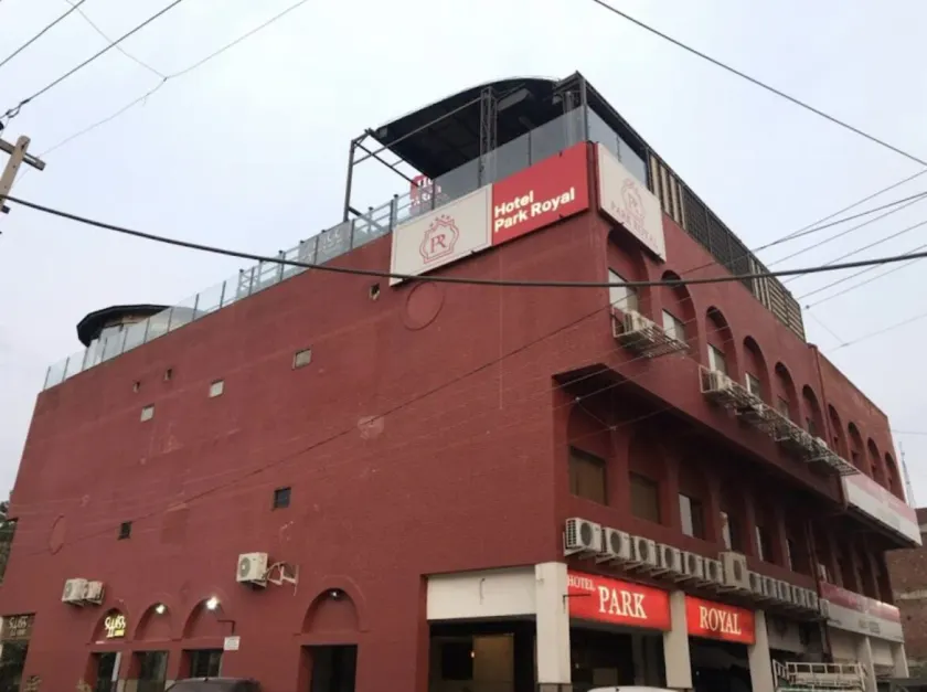 Hotel Park Royal - Image 1