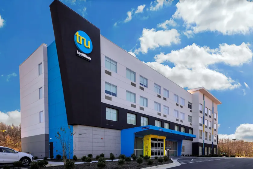 TRU by Hilton Lynchburg - Image 1